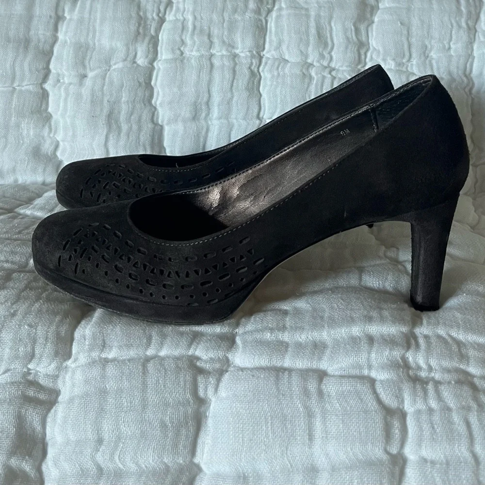 Vaneli Dark Brown Suede Laser Cut Perforated Platform Pumps Heels 38M / 8M